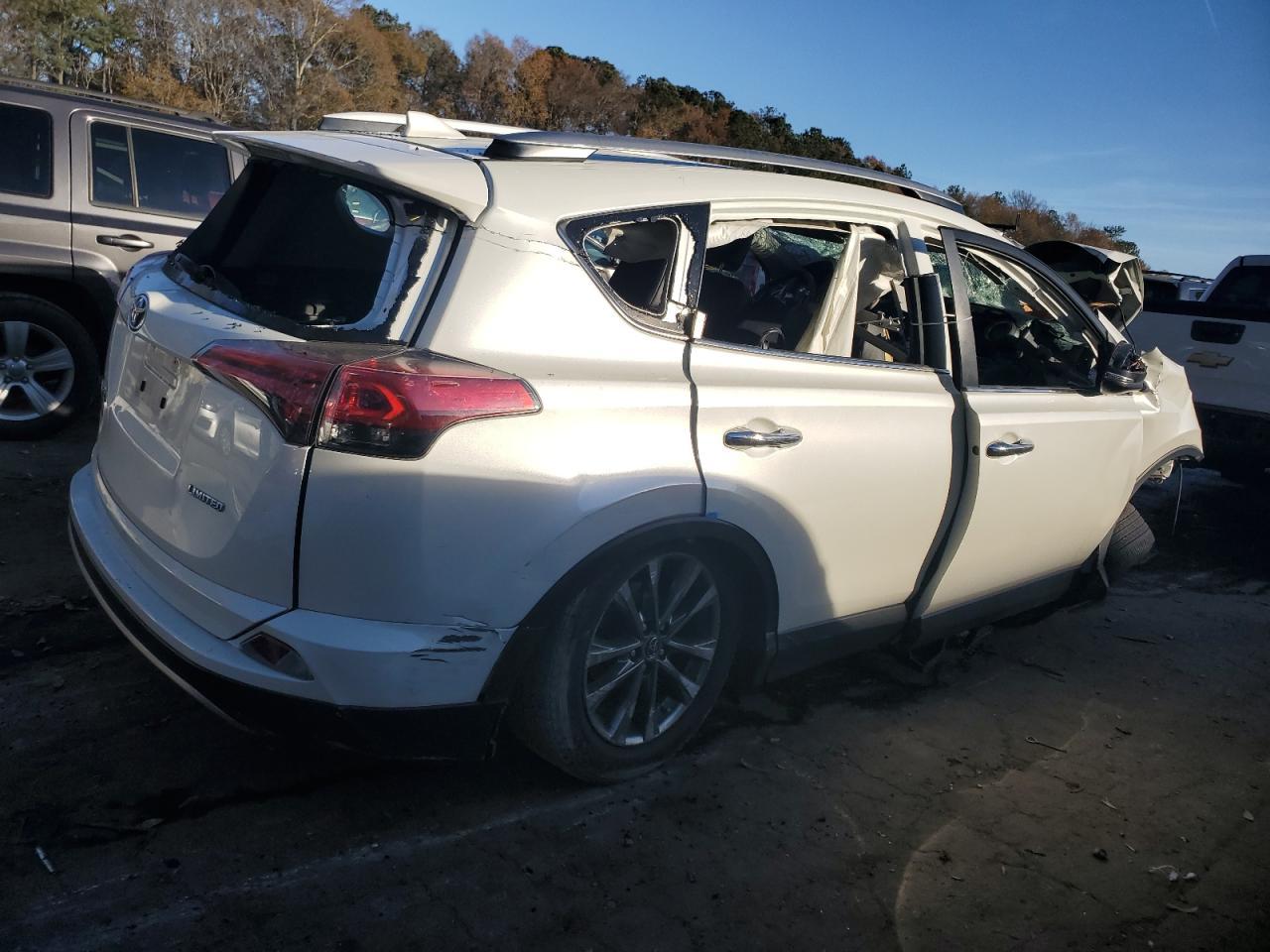 2018 TOYOTA RAV4 LIMIT - Фото 3