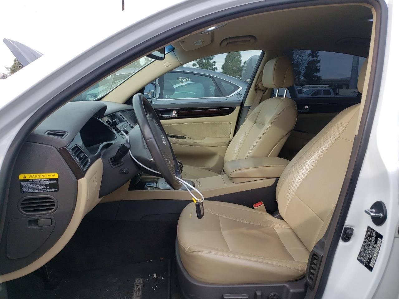 2011 HYUNDAI GENESIS 3. - Image 7