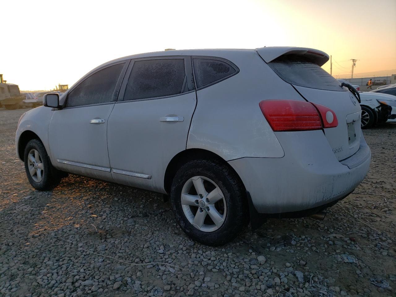 2013 NISSAN ROGUE S - Image 2