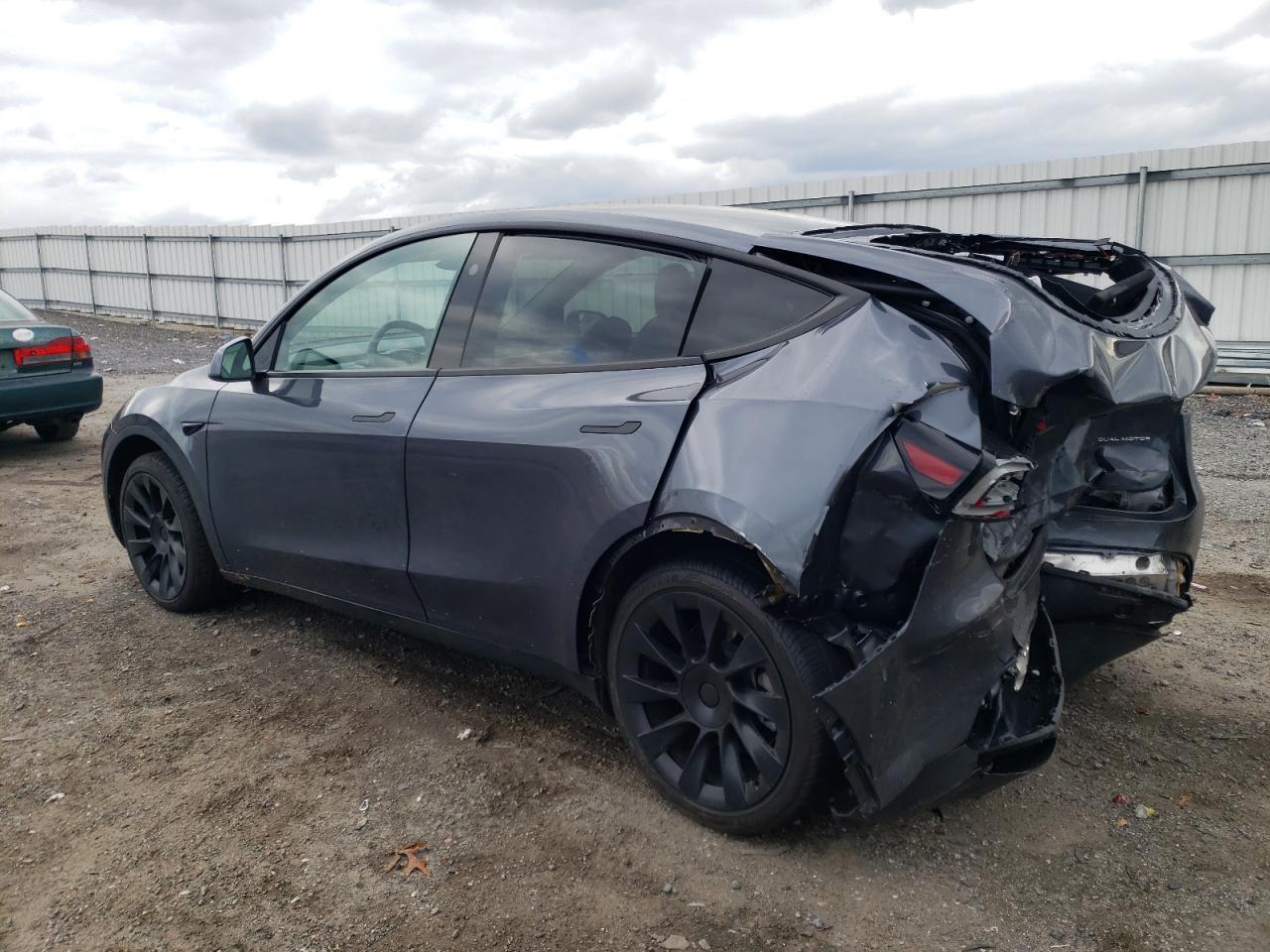 2023 TESLA MODEL Y - Фото 2