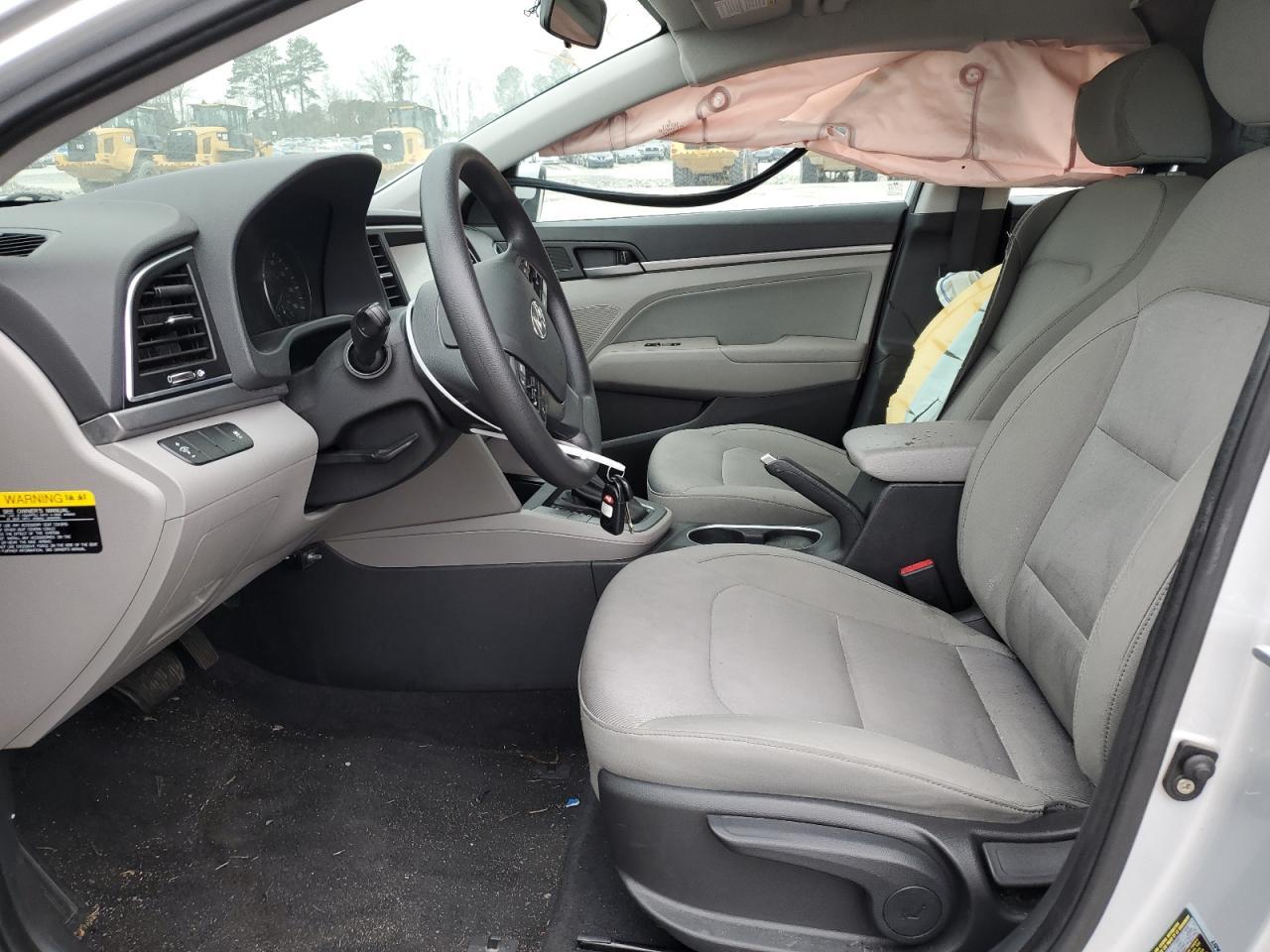 2017 HYUNDAI ELANTRA SE - Фото 7