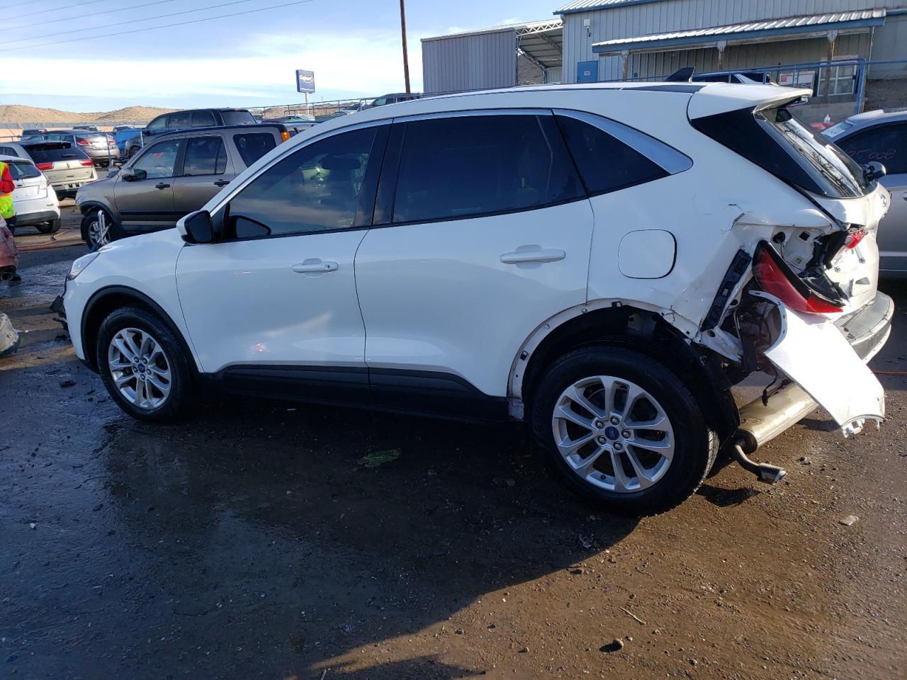 2020 FORD ESCAPE SE - Image 2