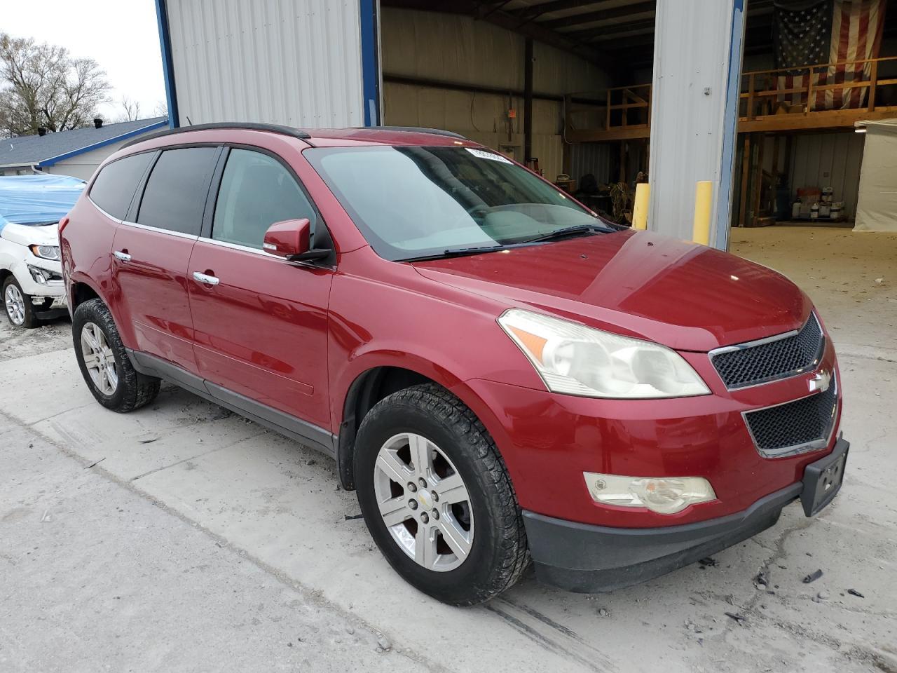 2012 CHEVROLET TRAVERSE L - Image 4