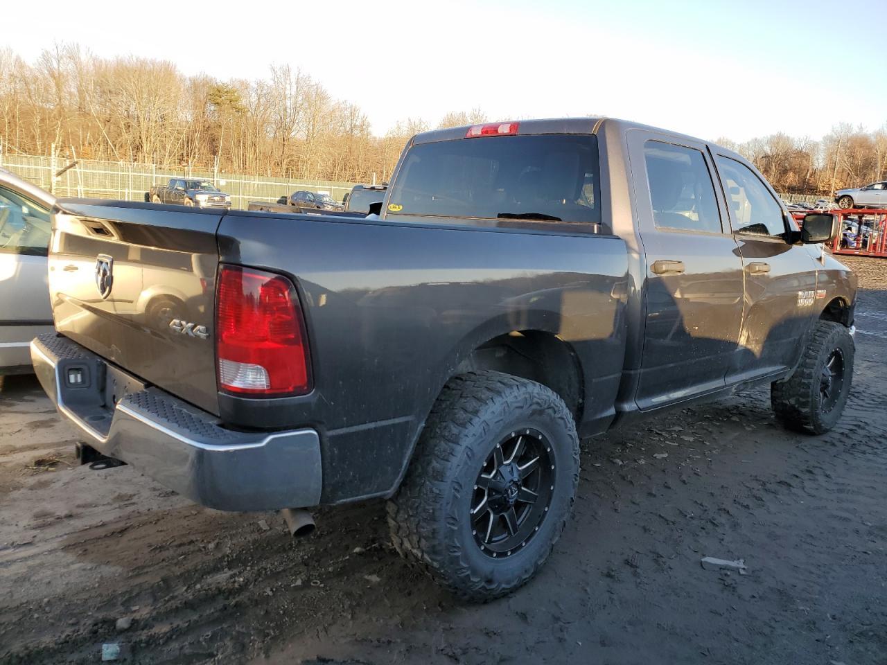 2017 RAM 1500 ST - Image 3