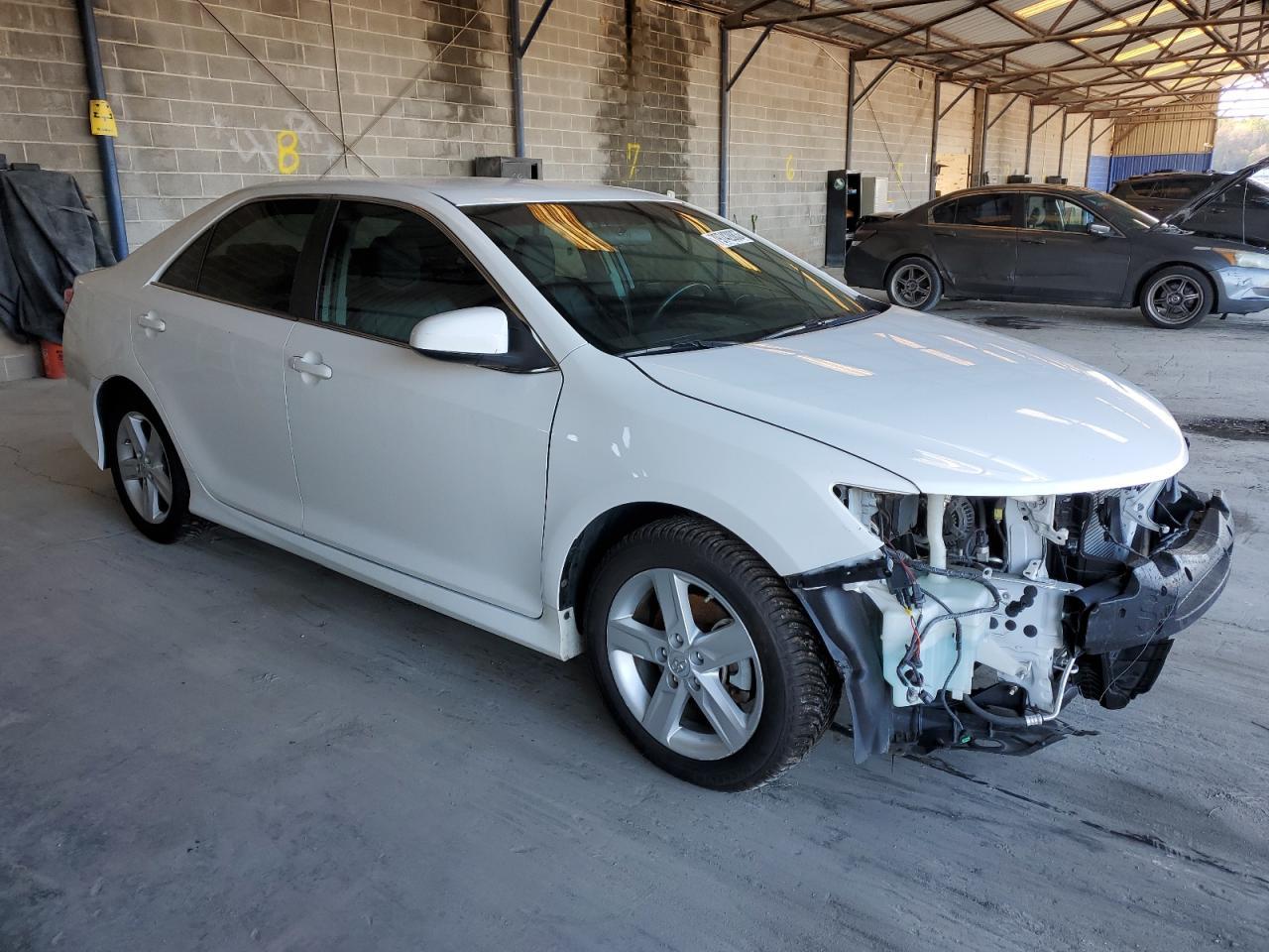 2013 TOYOTA CAMRY L - Фото 4