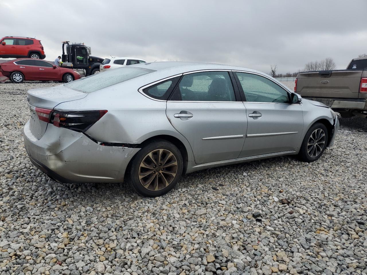 2016 TOYOTA AVALON XLE - Image 3
