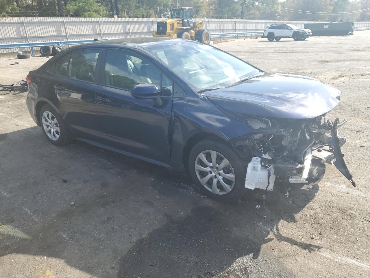 2021 TOYOTA COROLLA LE - Фото 4