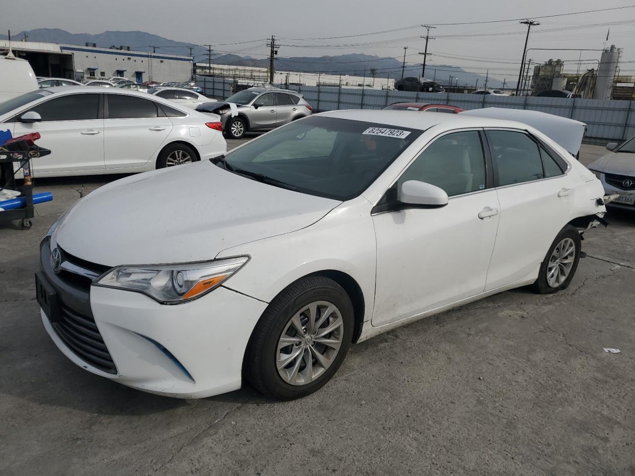 2017 TOYOTA CAMRY HYBR car image