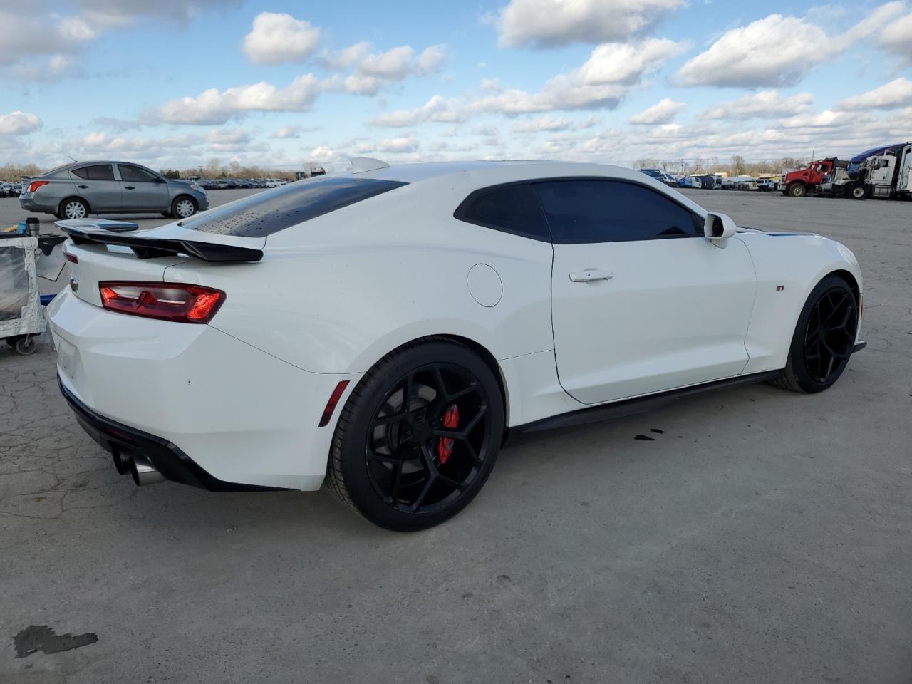 2016 CHEVROLET CAMARO SS - Фото 3