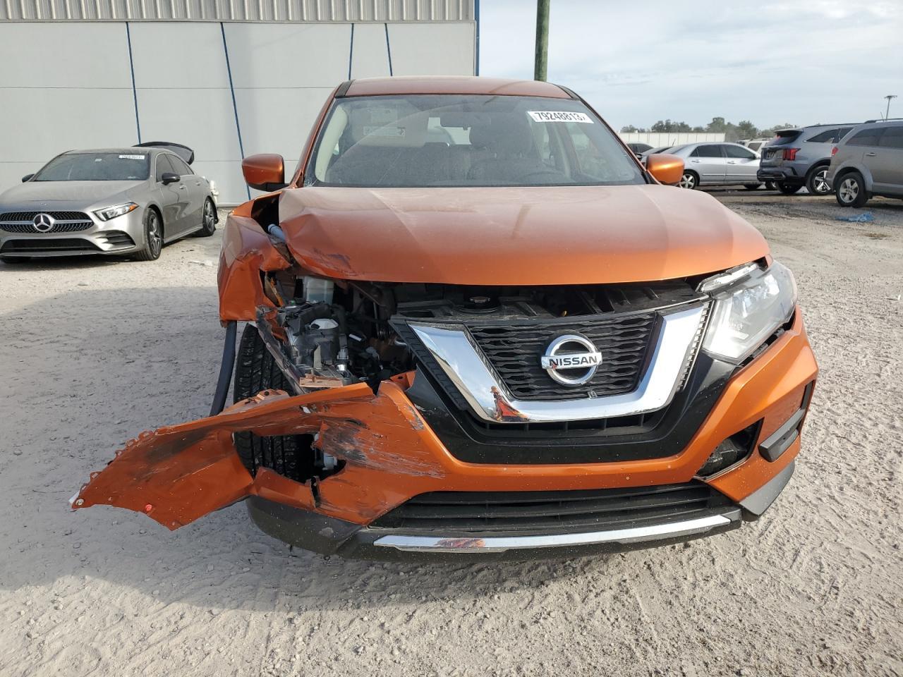 2017 NISSAN ROGUE S - Фото 5