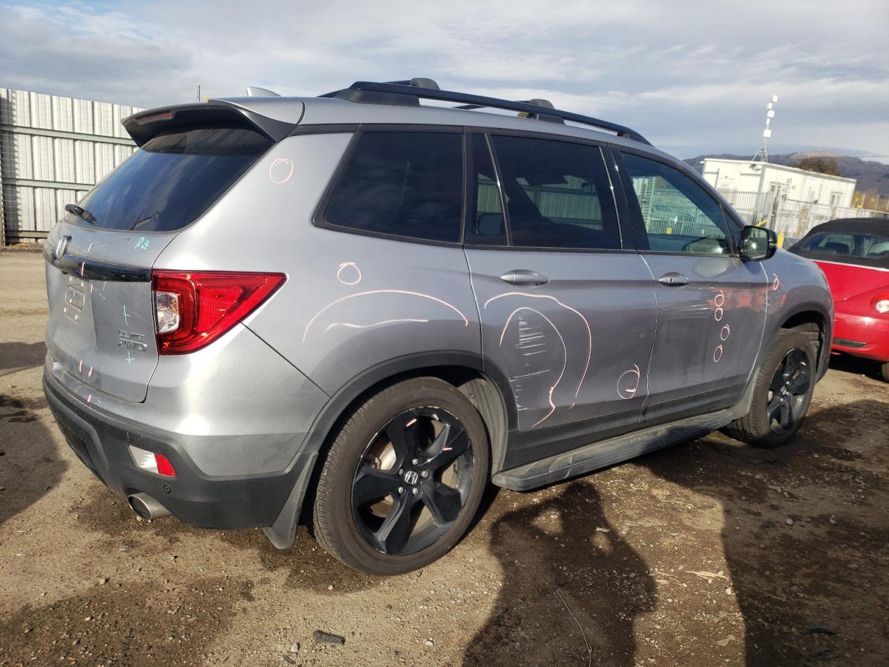 2019 HONDA PASSPORT E - Фото 3