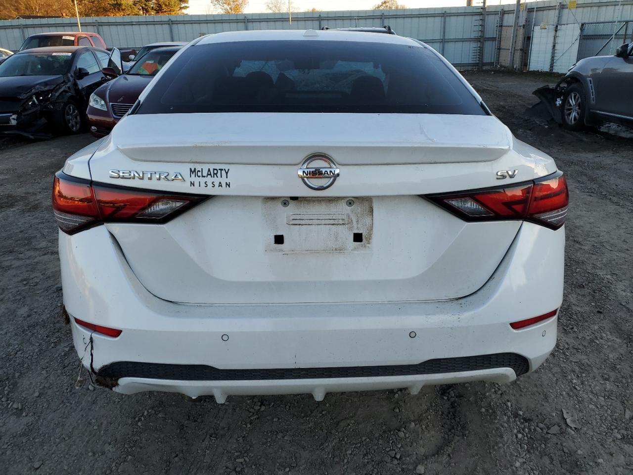 2020 NISSAN SENTRA SV - Фото 6