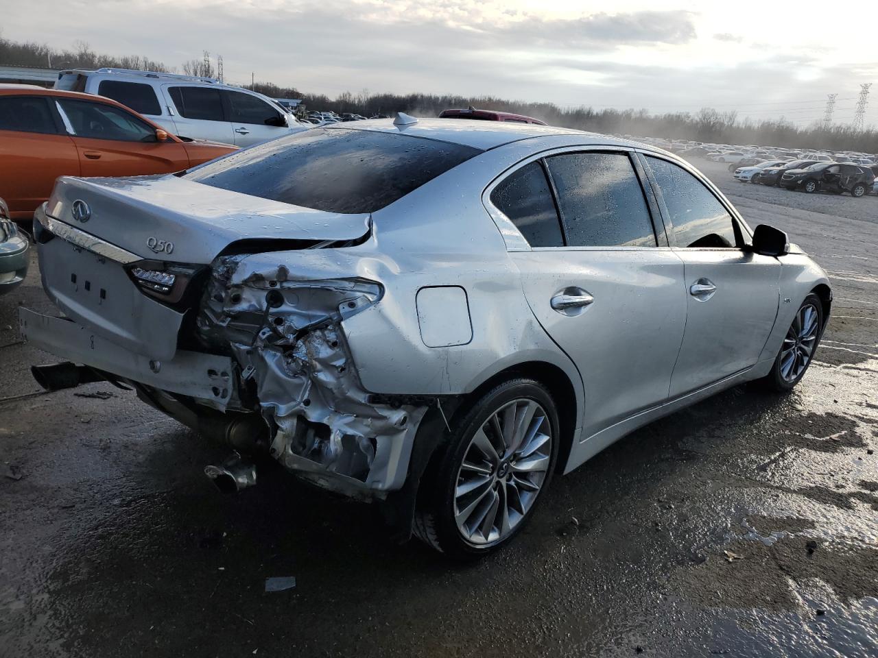 2018 INFINITI Q50 LUXE - Image 3