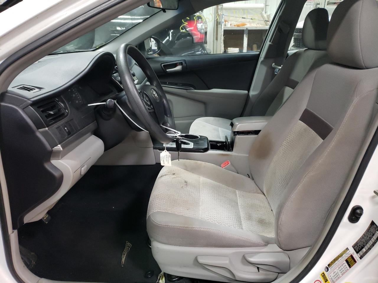2014 TOYOTA CAMRY L - Image 7