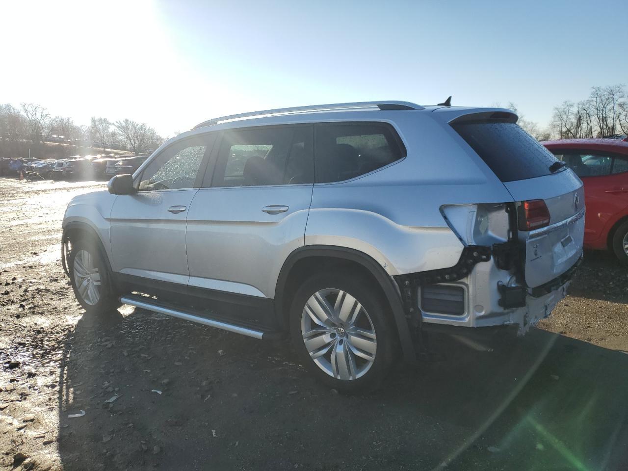2019 VOLKSWAGEN ATLAS SE - Image 2