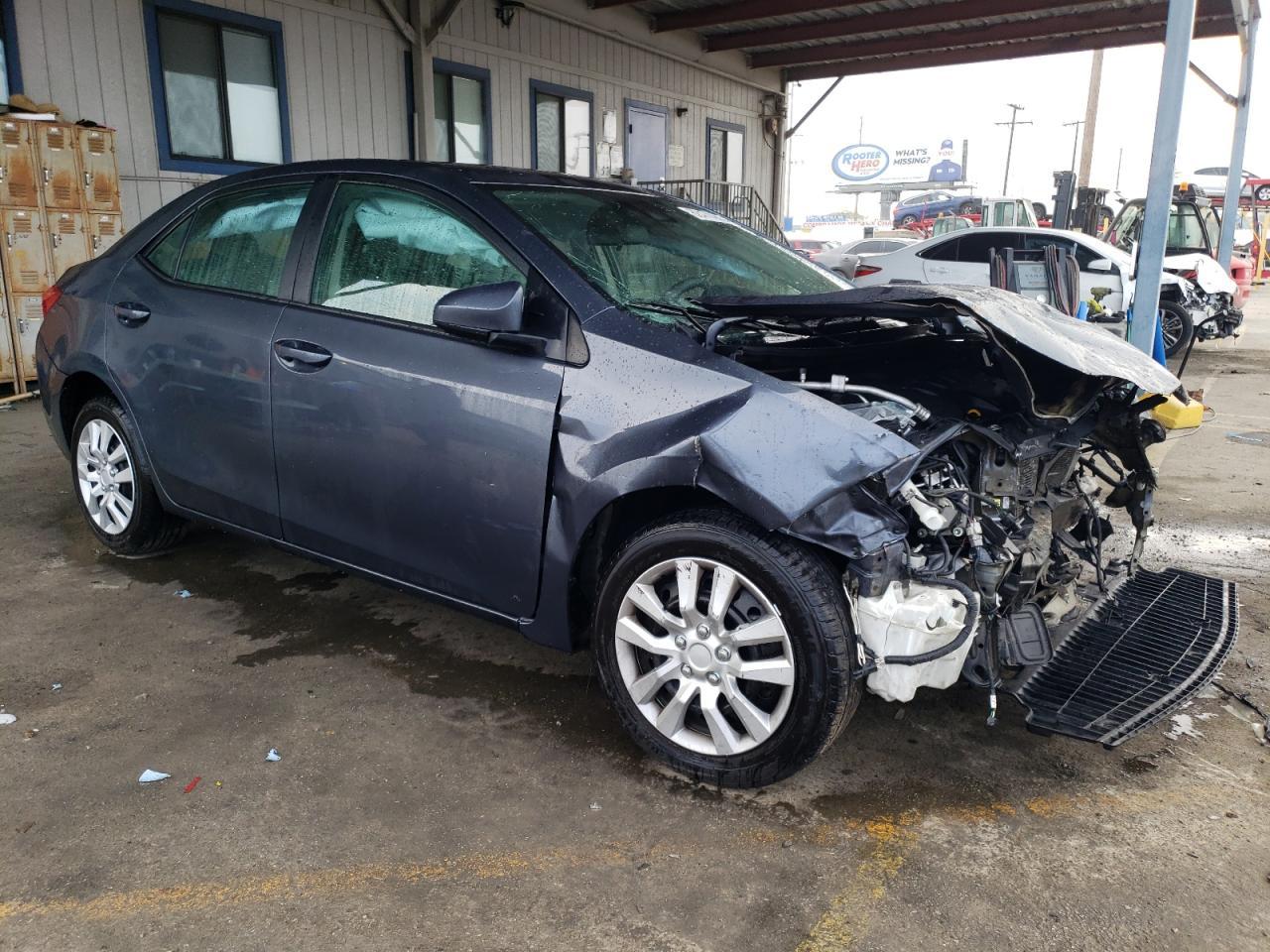 2018 TOYOTA COROLLA L - Image 4