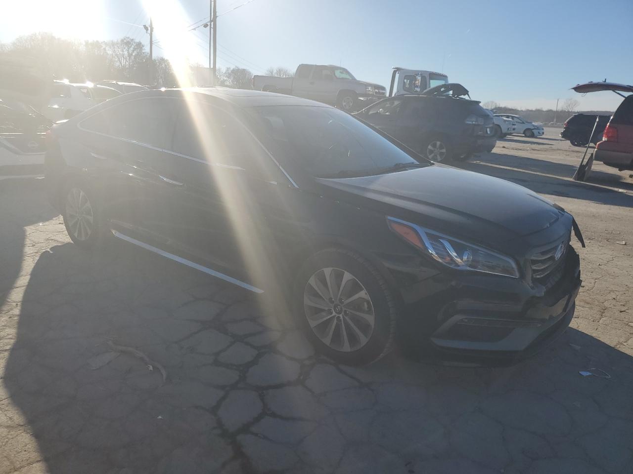 2017 HYUNDAI SONATA SPO - Image 4