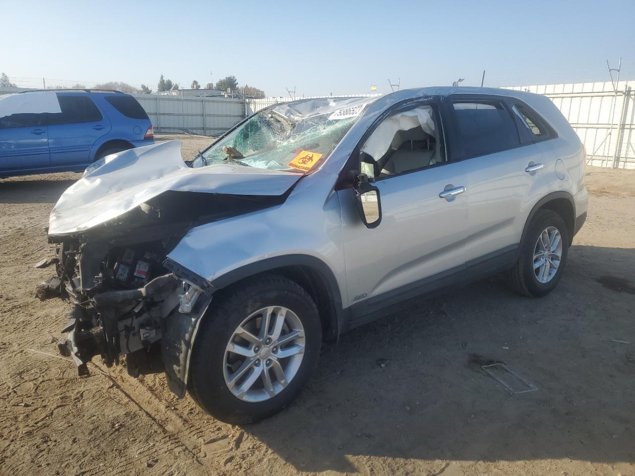 2014 KIA SORENTO LX