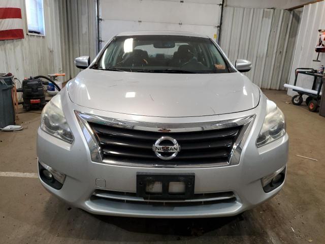 2015 Nissan Altima 2.5 - Image 5