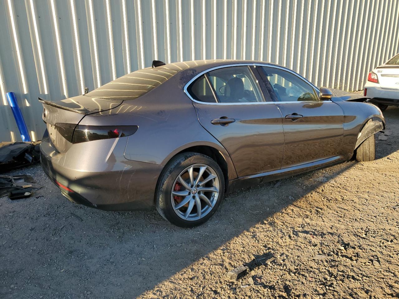 2017 ALFA ROMEO GIULIA - Фото 3