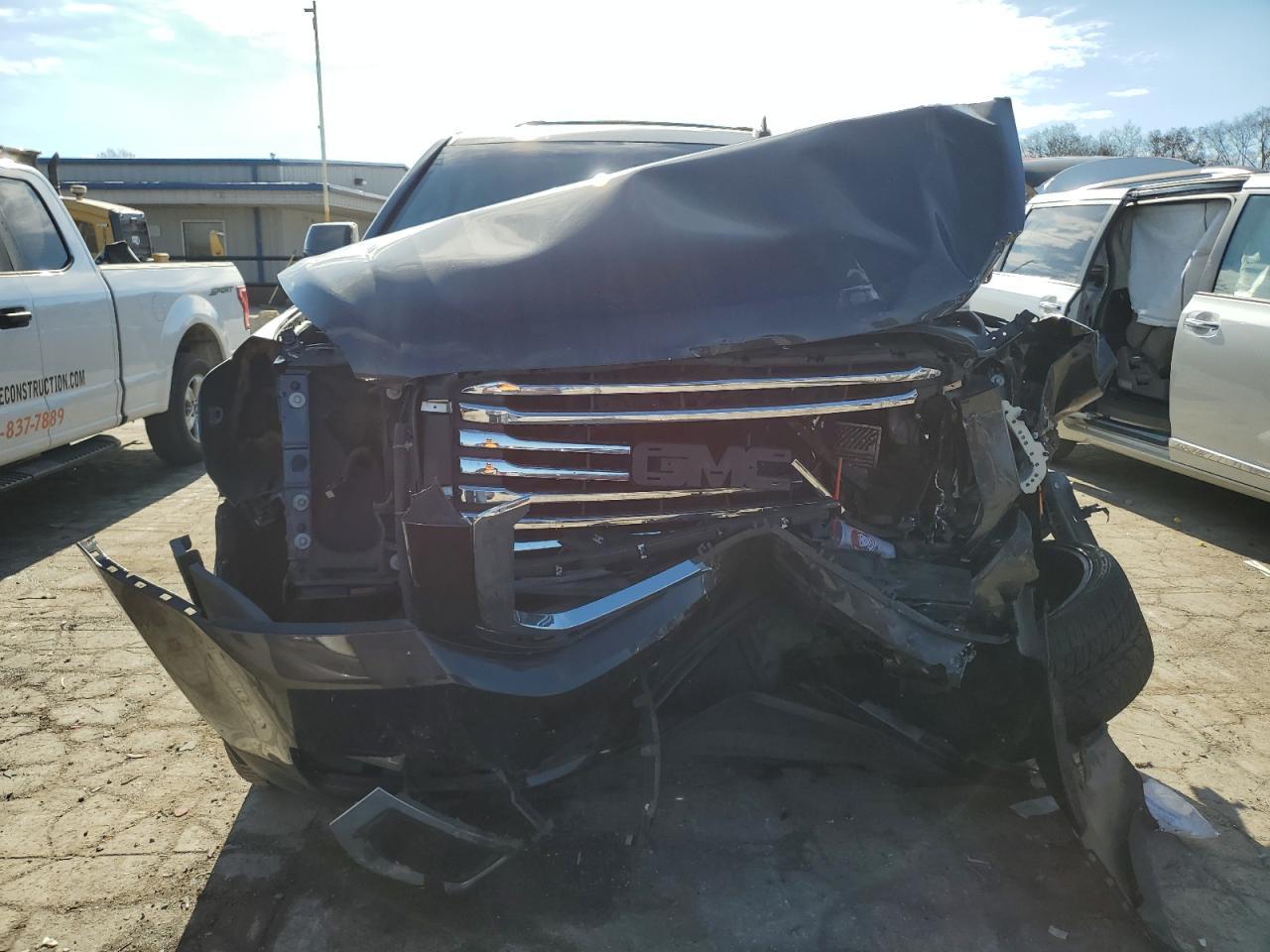 2016 GMC YUKON XL K - Фото 5