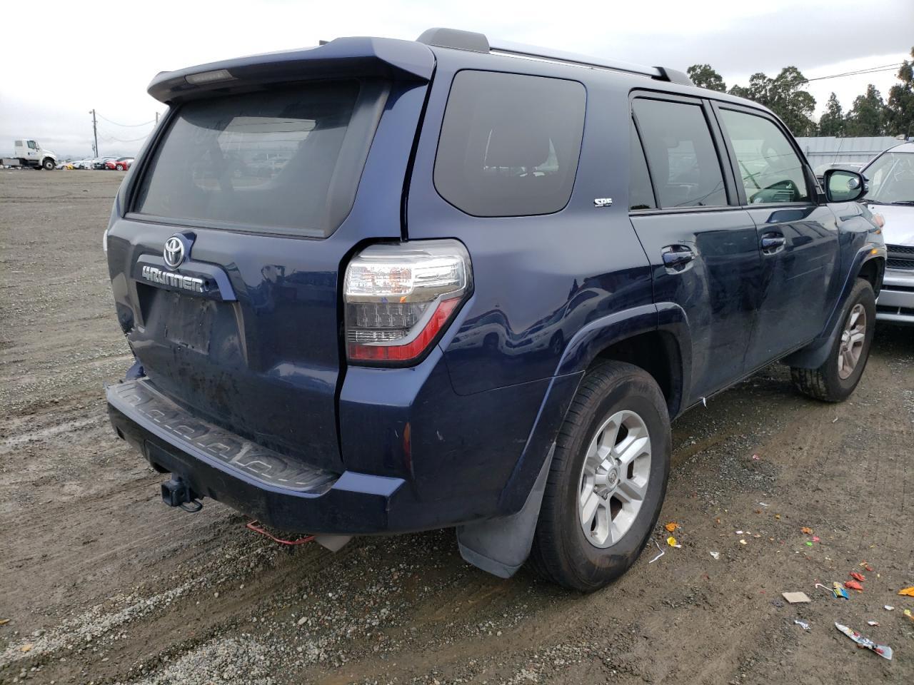2019 TOYOTA 4RUNNER SR - Image 3