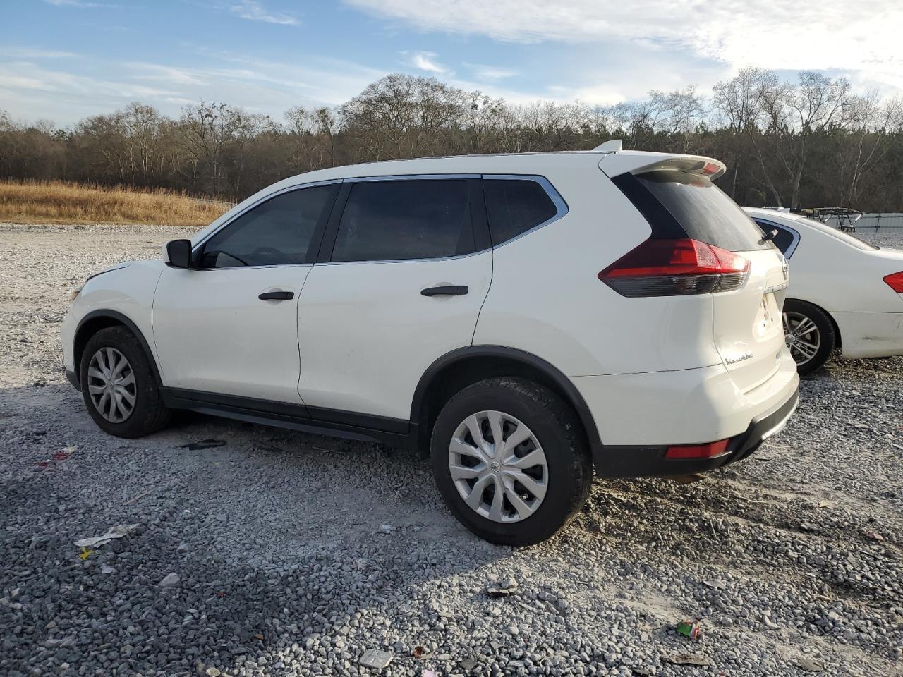 2018 NISSAN ROGUE S - Image 2
