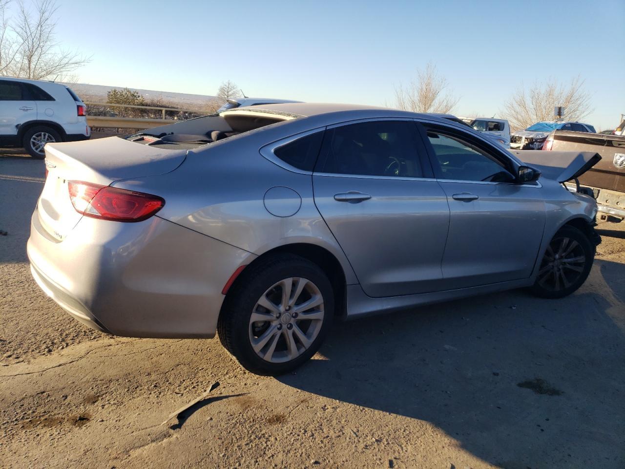 2015 CHRYSLER 200 LIMITE - Image 3