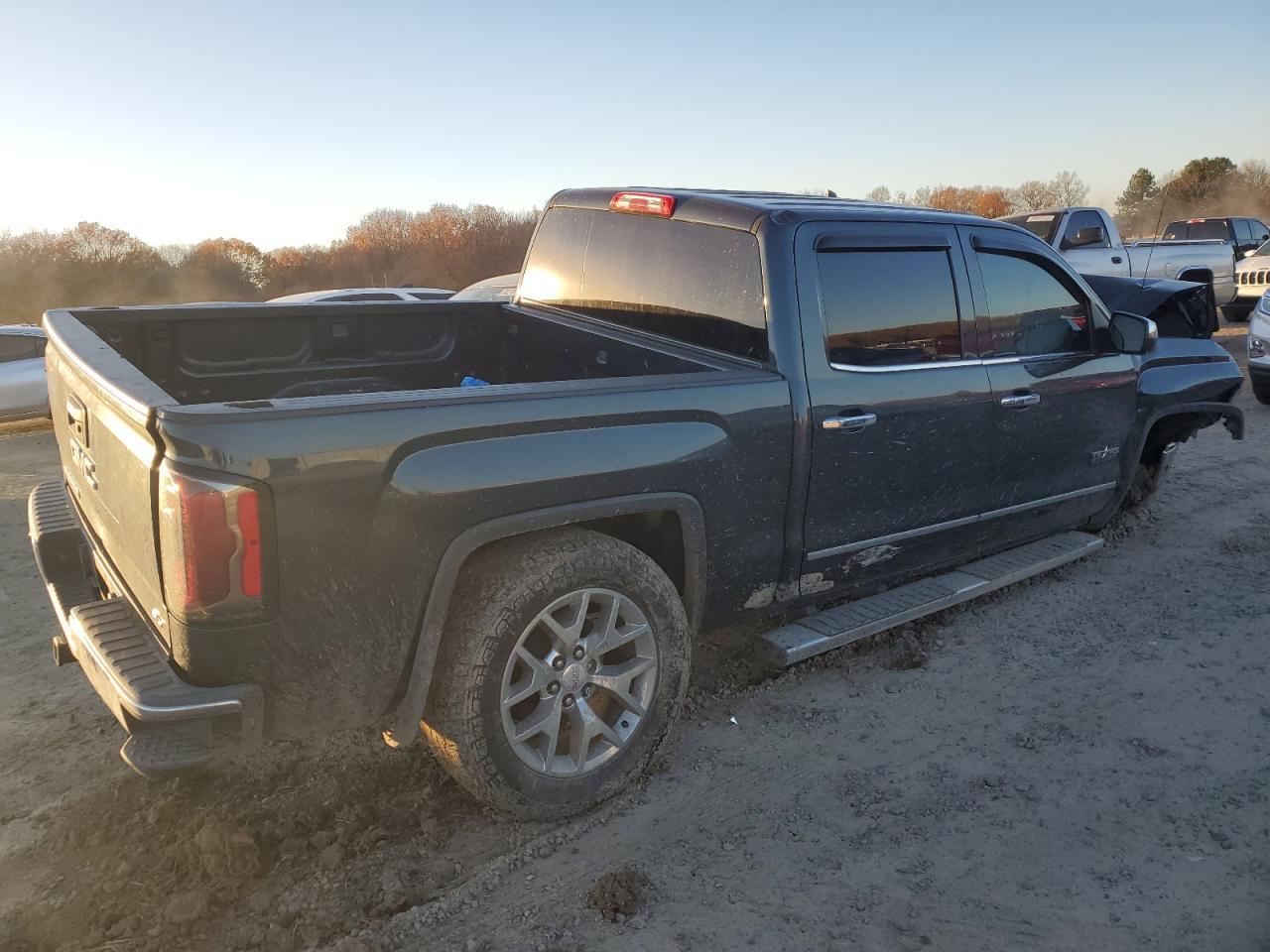 2018 GMC SIERRA K15 - Image 3
