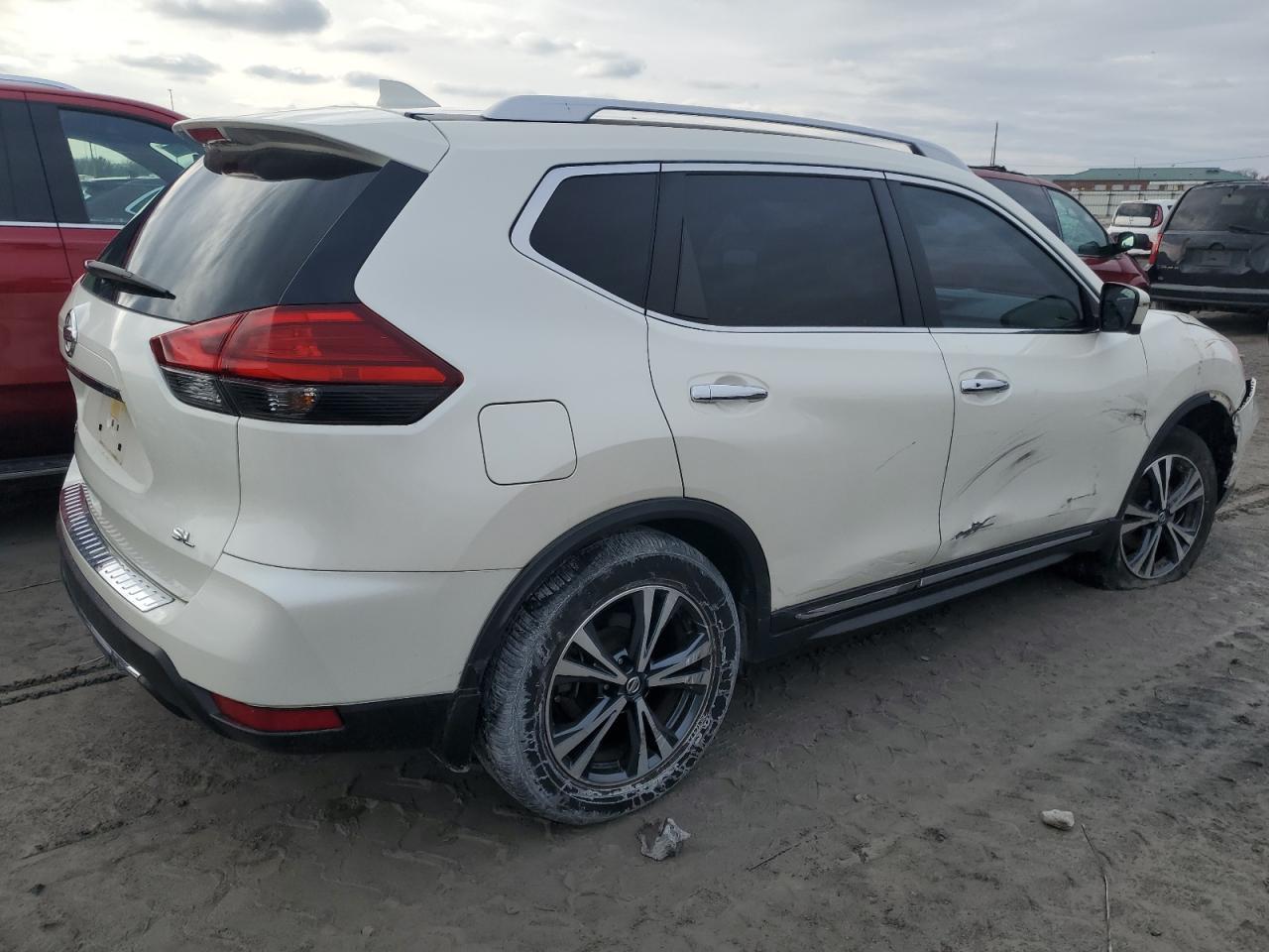 2017 NISSAN ROGUE S - Image 3