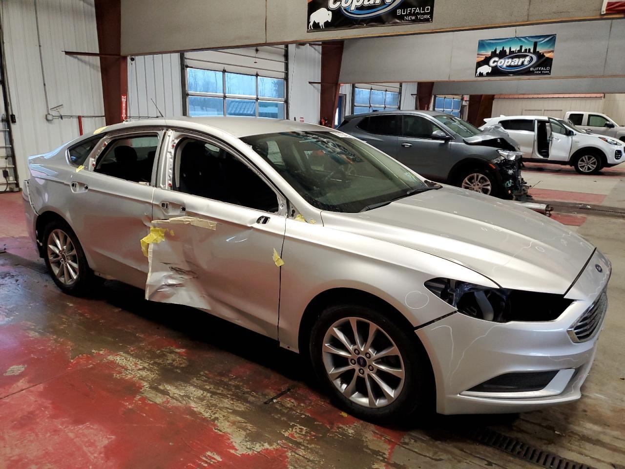 2017 FORD FUSION SE - Фото 4
