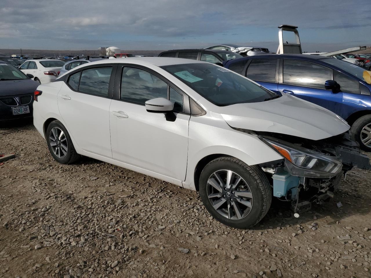 2021 NISSAN VERSA SV - Фото 4
