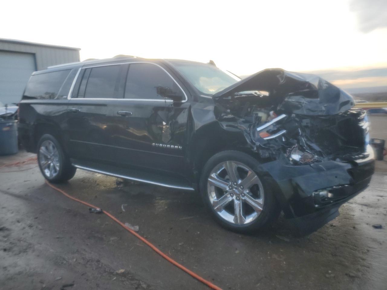2016 CHEVROLET SUBURBAN C - Фото 4