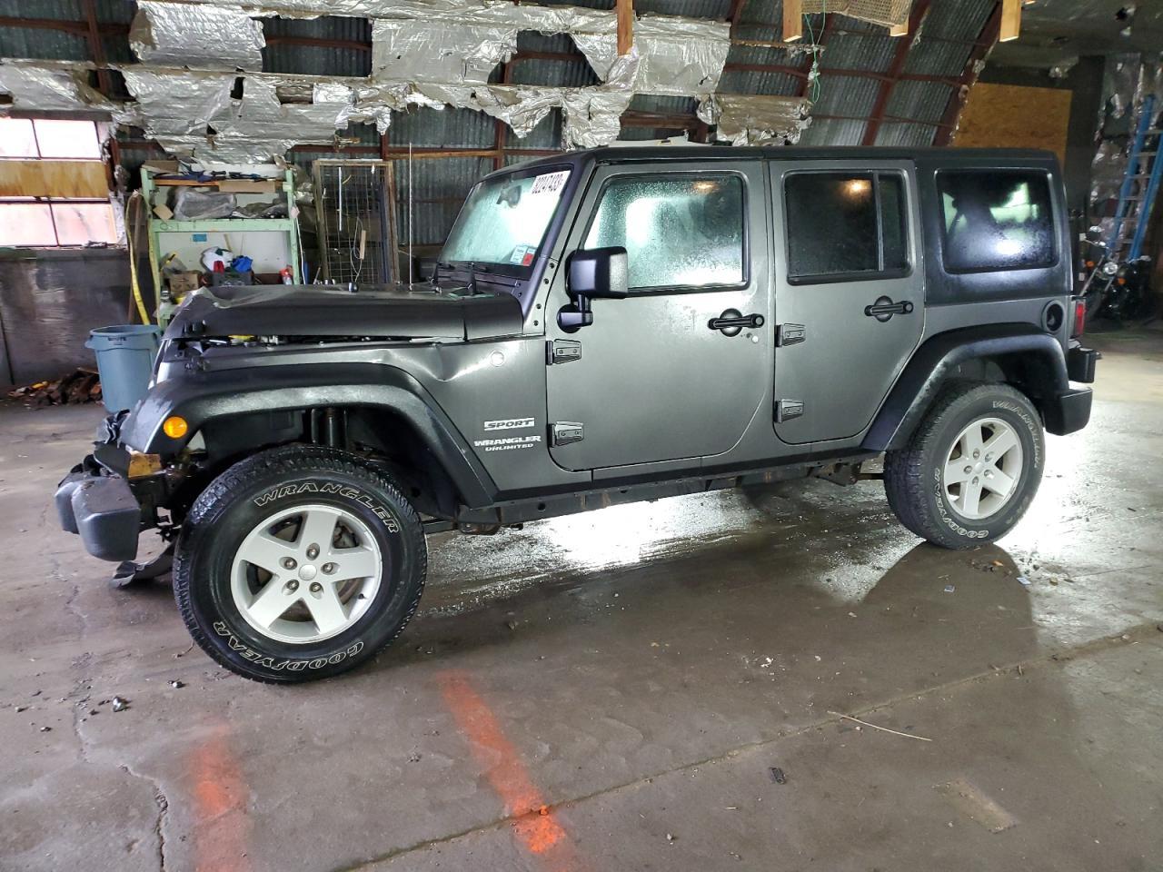 2017 JEEP WRANGLER U