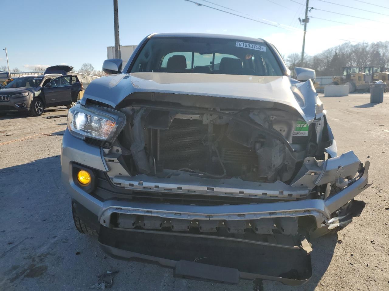 2017 TOYOTA TACOMA DOU - Фото 5