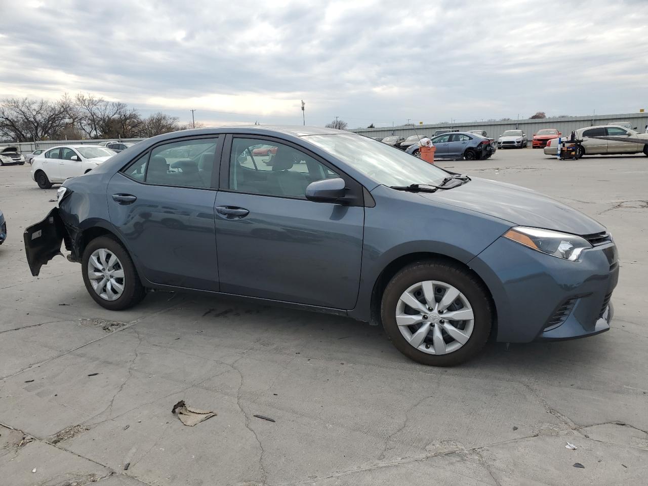 2015 TOYOTA COROLLA L - Фото 4