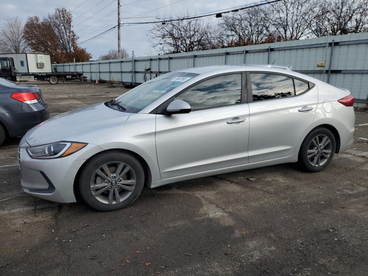 2018 HYUNDAI ELANTRA SE