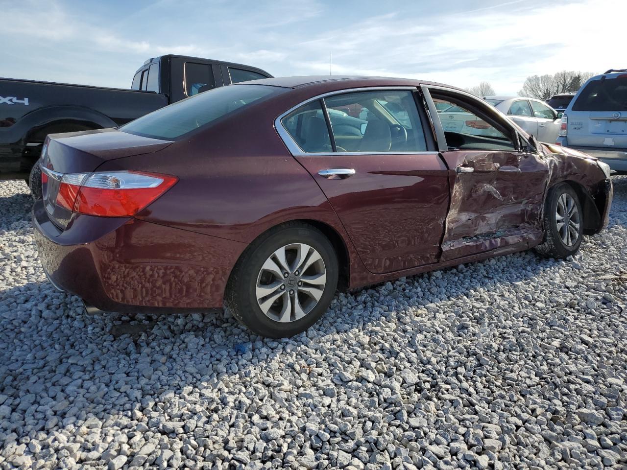 2014 HONDA ACCORD LX - Фото 3