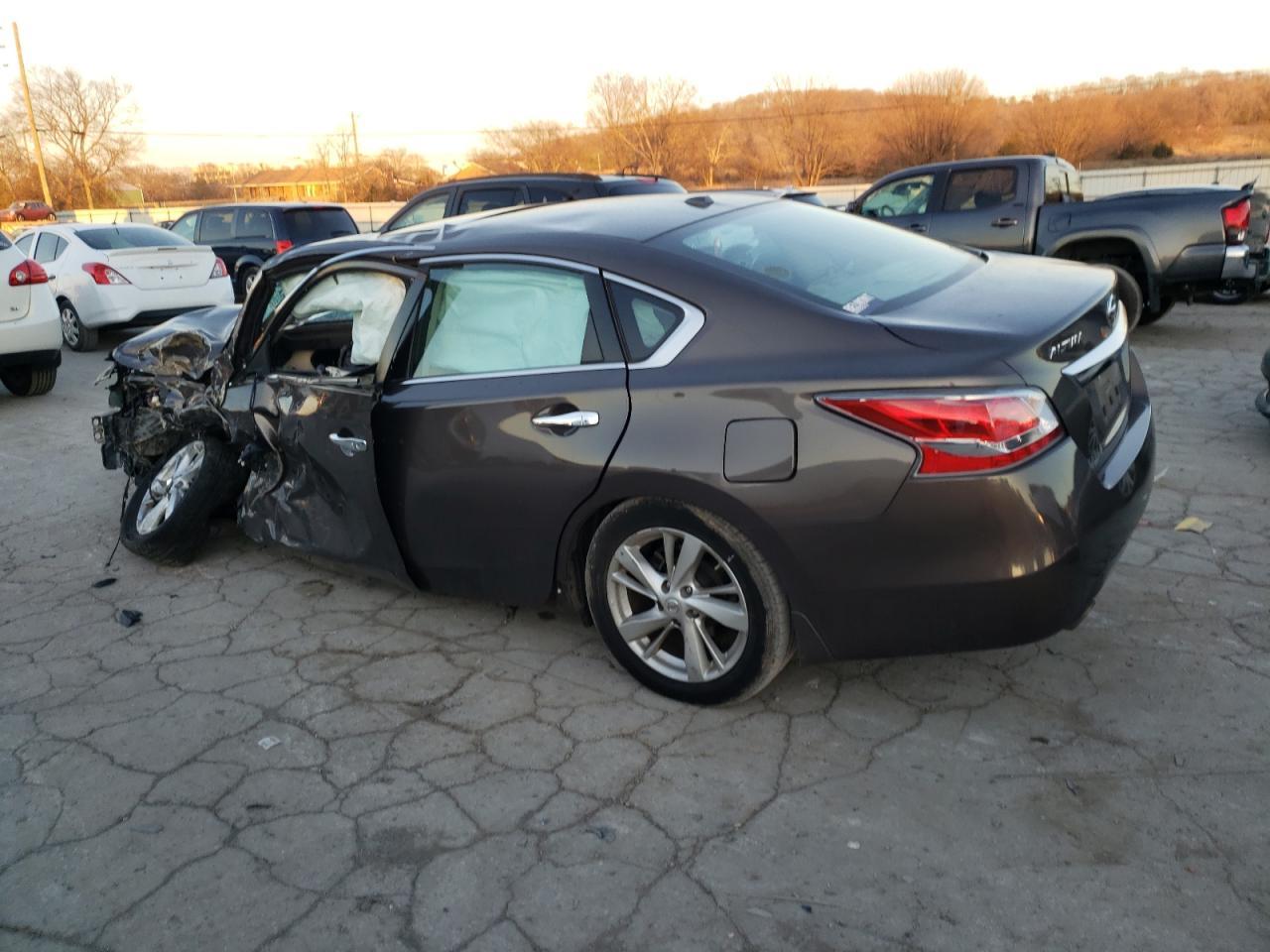 2015 NISSAN ALTIMA 2.5 - Фото 2