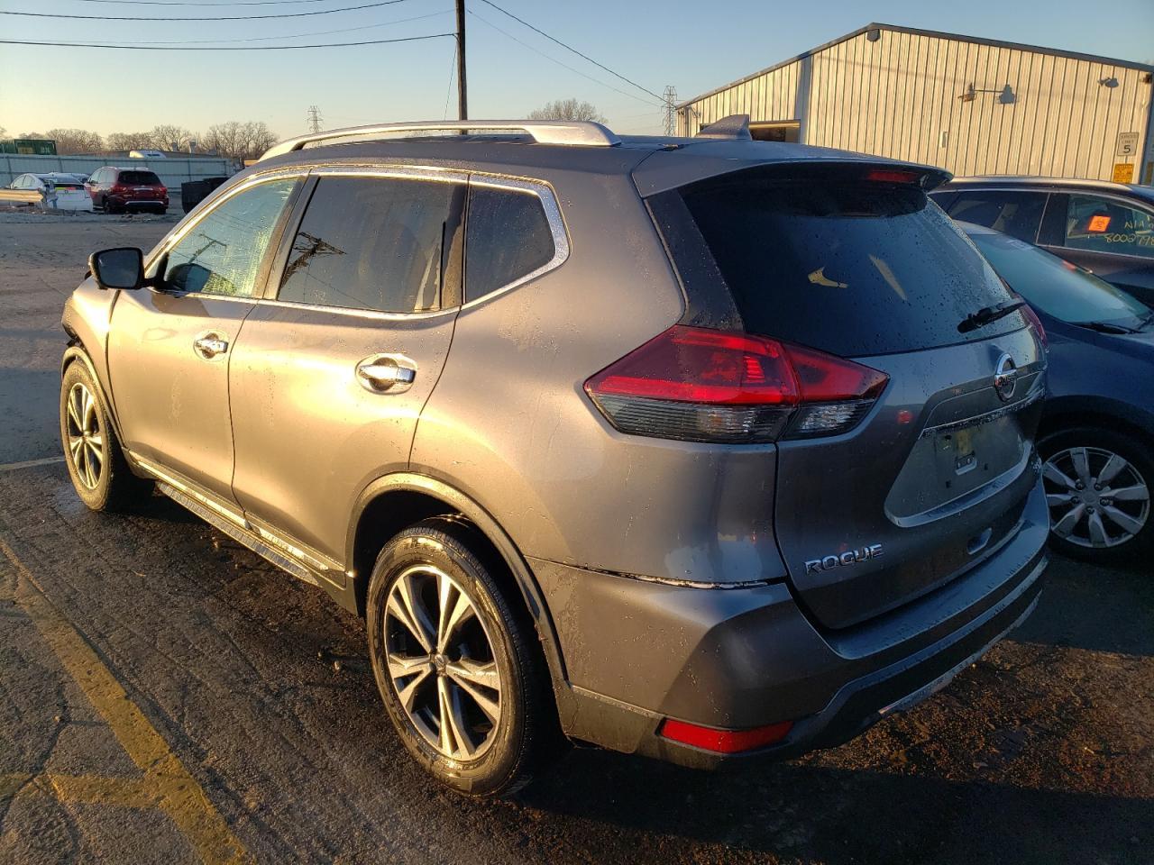2018 NISSAN ROGUE S - Фото 2