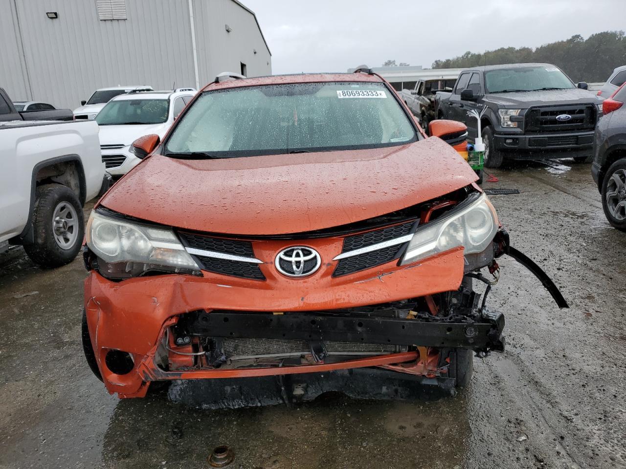 2015 TOYOTA RAV4 XLE - Image 5
