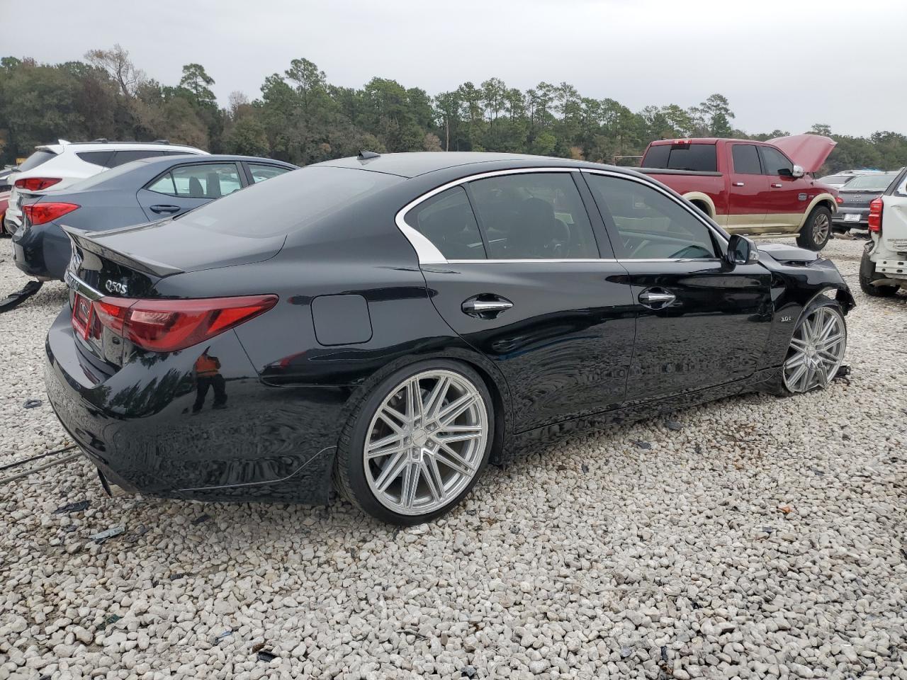 2018 INFINITI Q50 LUXE - Image 3