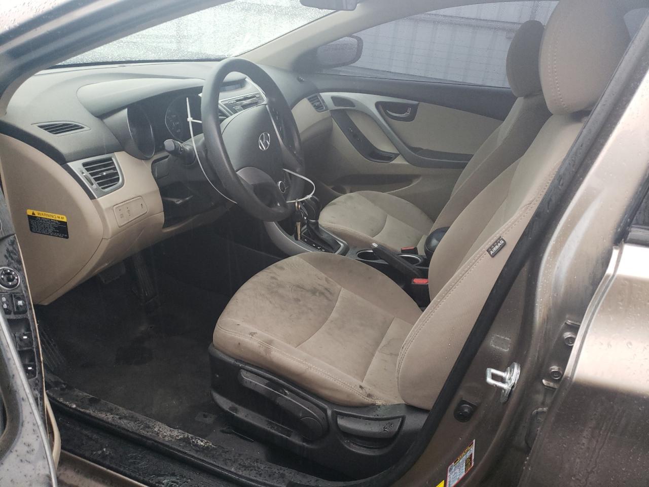 2014 HYUNDAI ELANTRA SE - Image 7