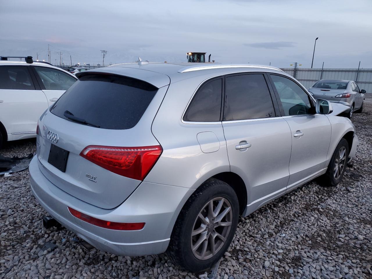 2011 AUDI Q5 PREMIUM - Фото 3