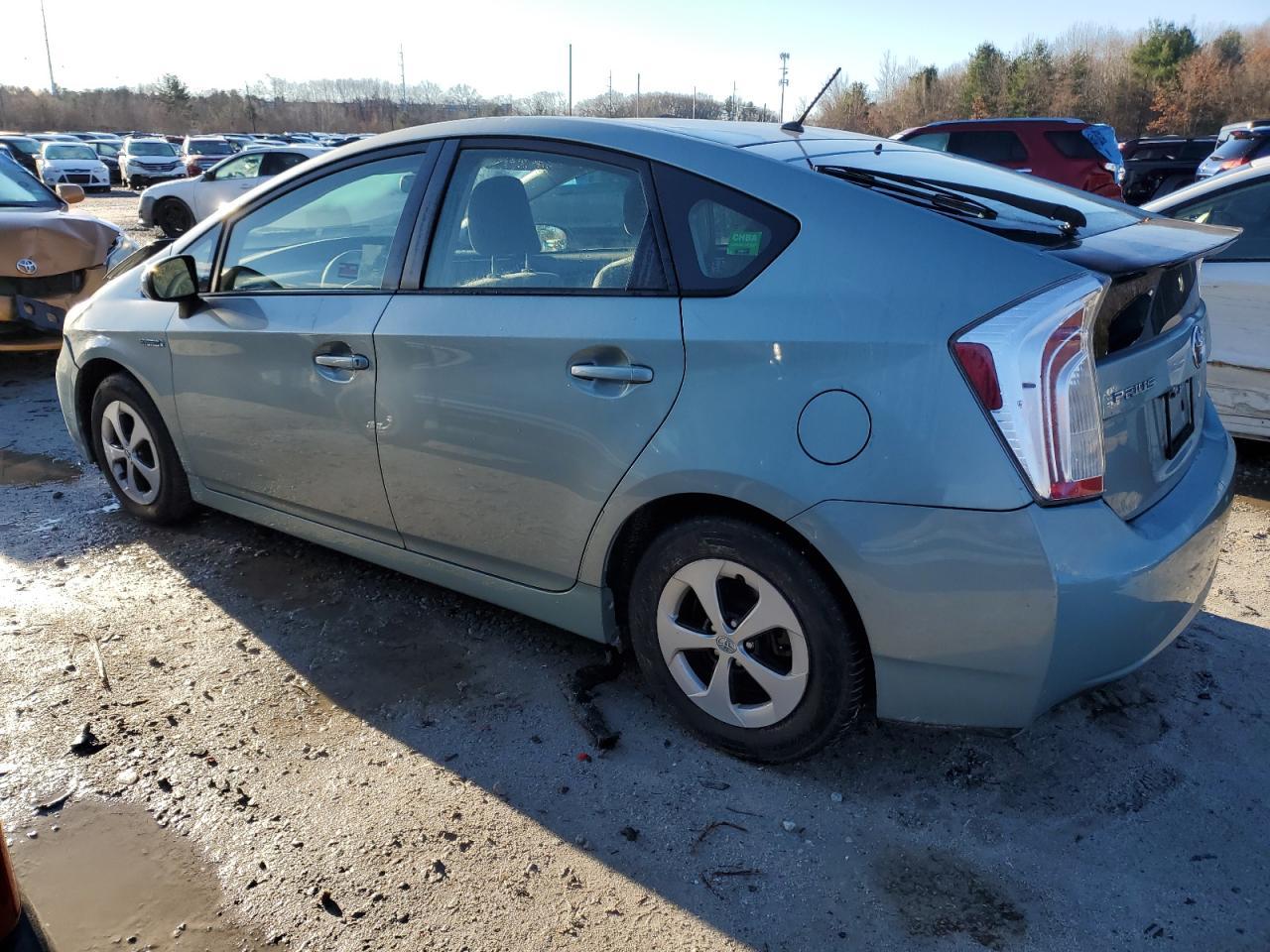 2013 TOYOTA PRIUS - Фото 2