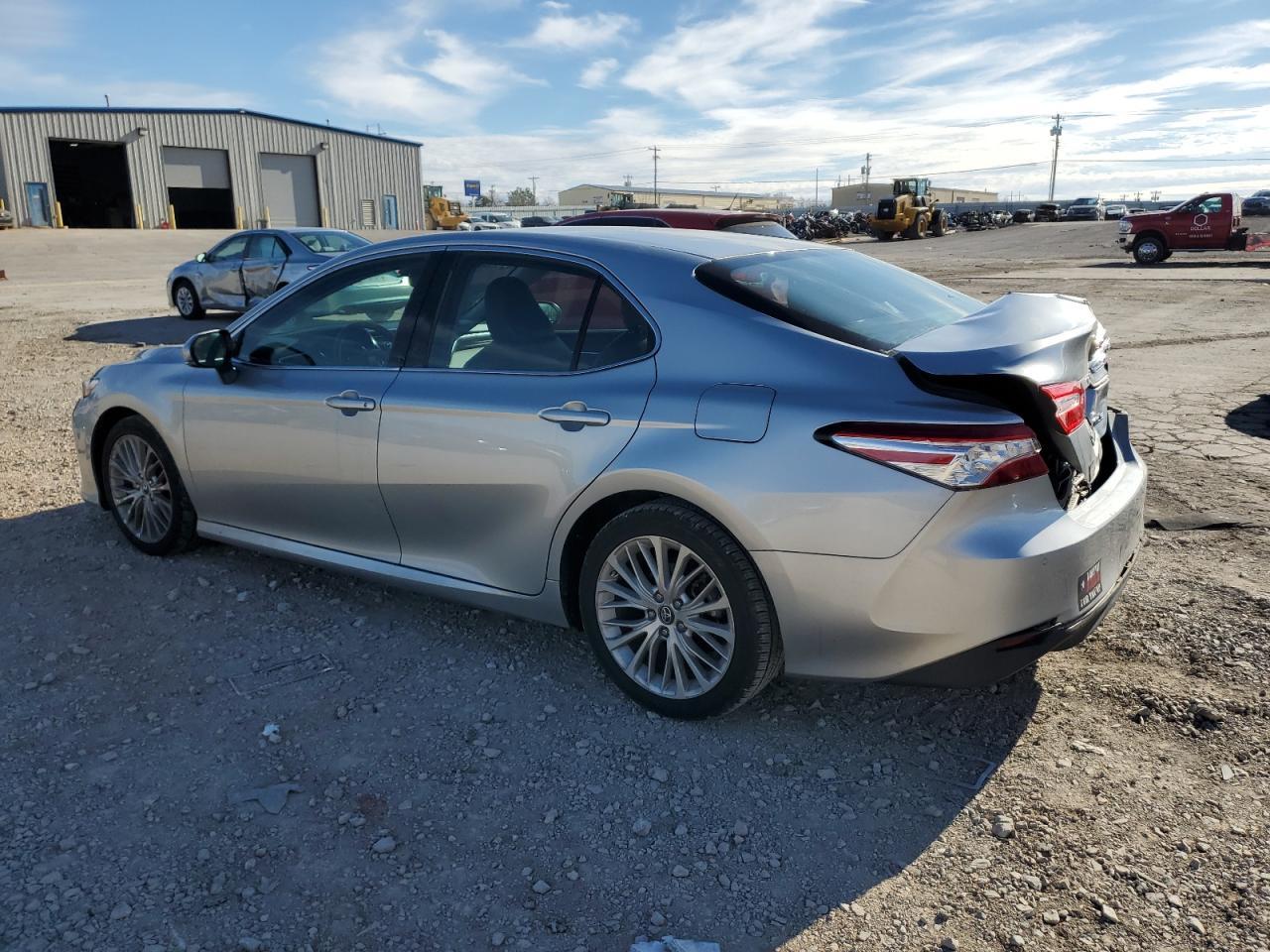 2018 TOYOTA CAMRY L - Image 2