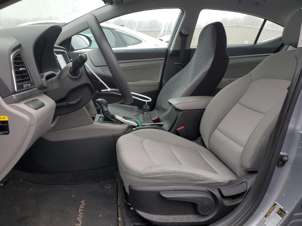 2017 HYUNDAI ELANTRA SE - Фото 7
