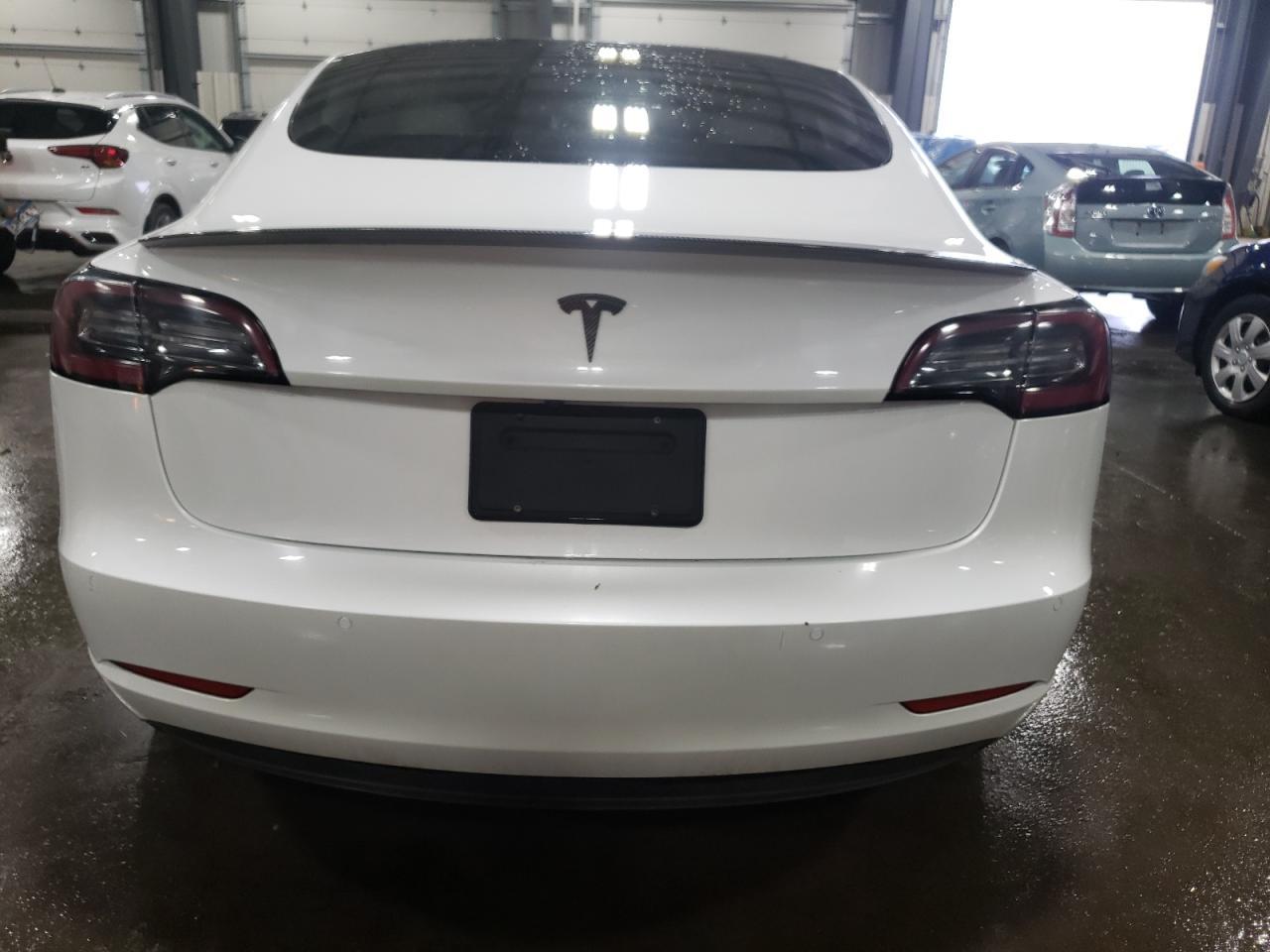 2022 TESLA MODEL 3 - Image 6