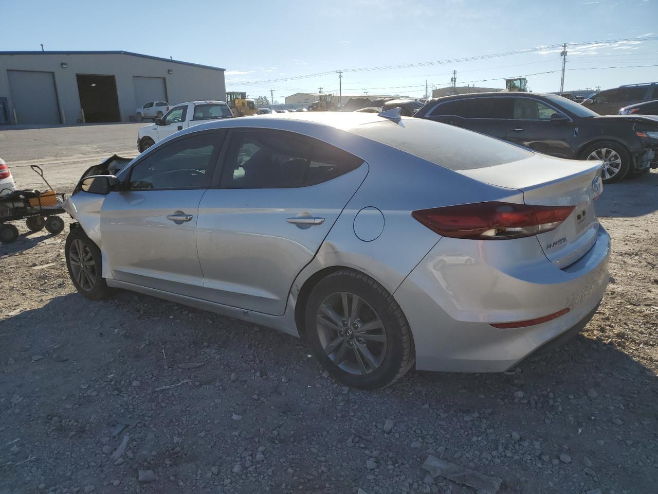 2017 HYUNDAI ELANTRA SE - Фото 2