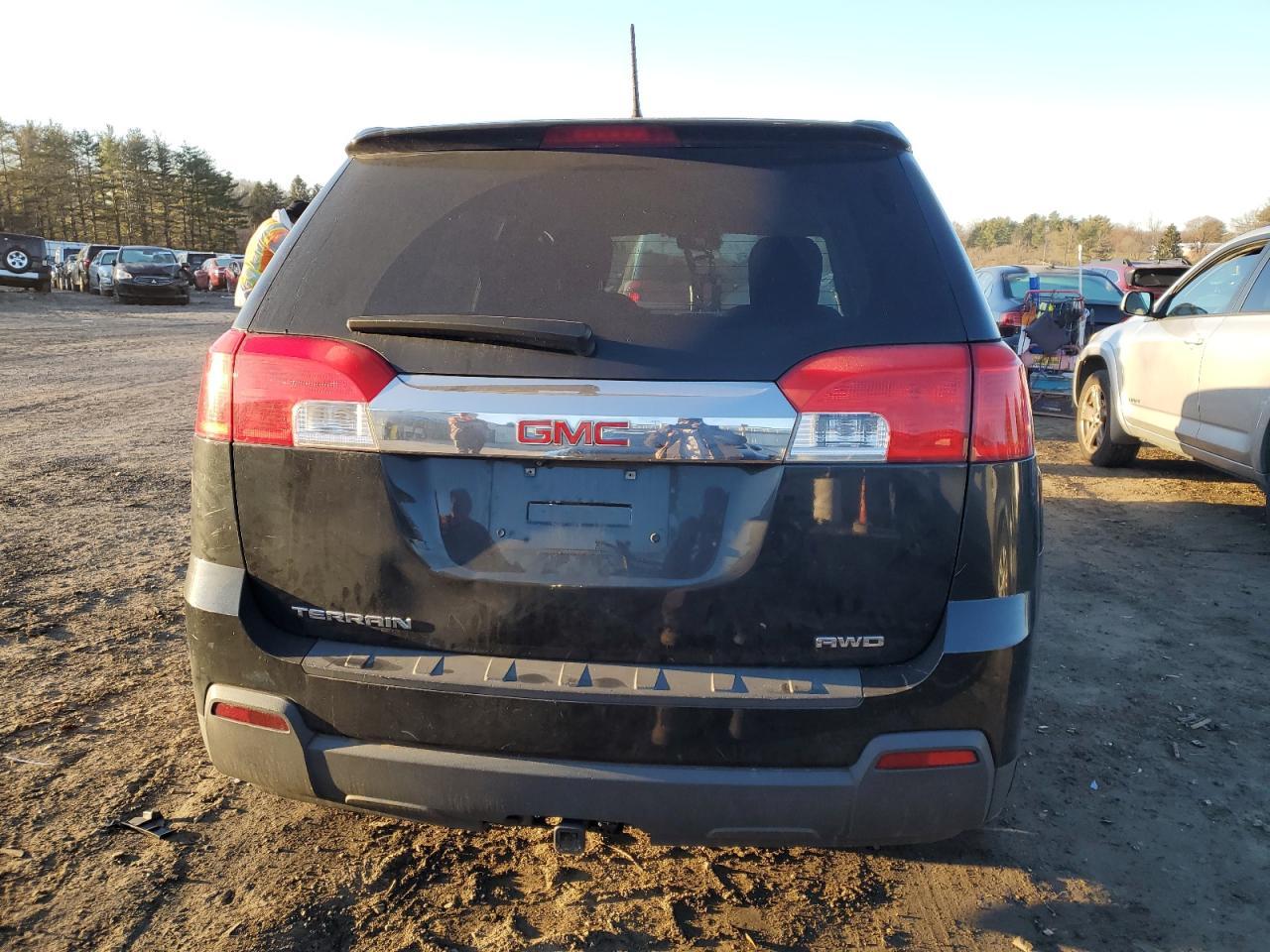 2013 GMC TERRAIN SL - Image 6
